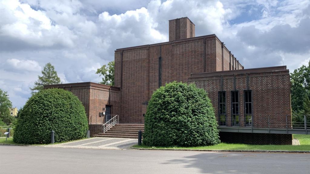 Trauerhalle